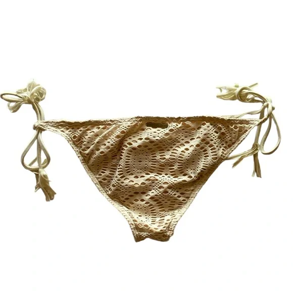 Billabong Lace Tassels Cream Size L Bikini Great  Condition! Bottoms L Top S. - Picture 8 of 11